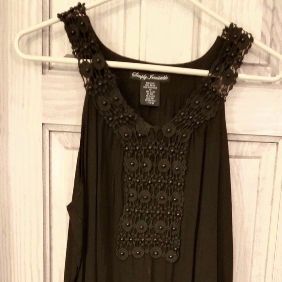 Top - Picture 3 of 4